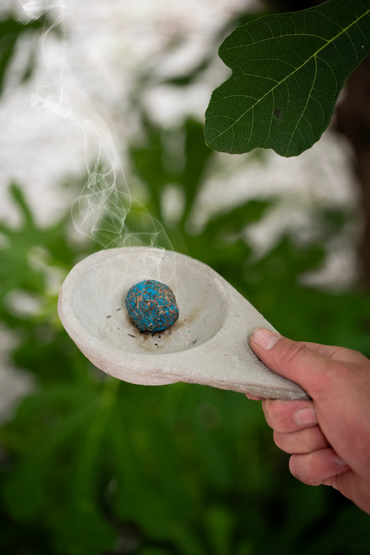 Sahumador - cemento pequeño