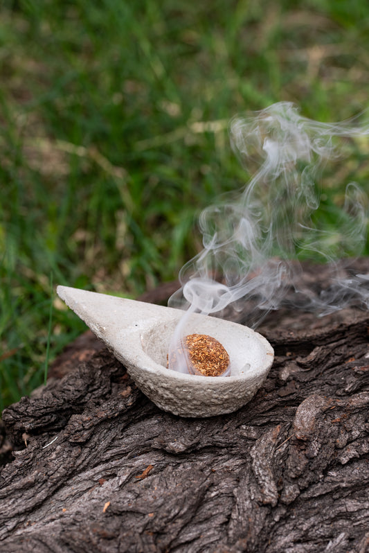 Sahumador - cemento pequeño